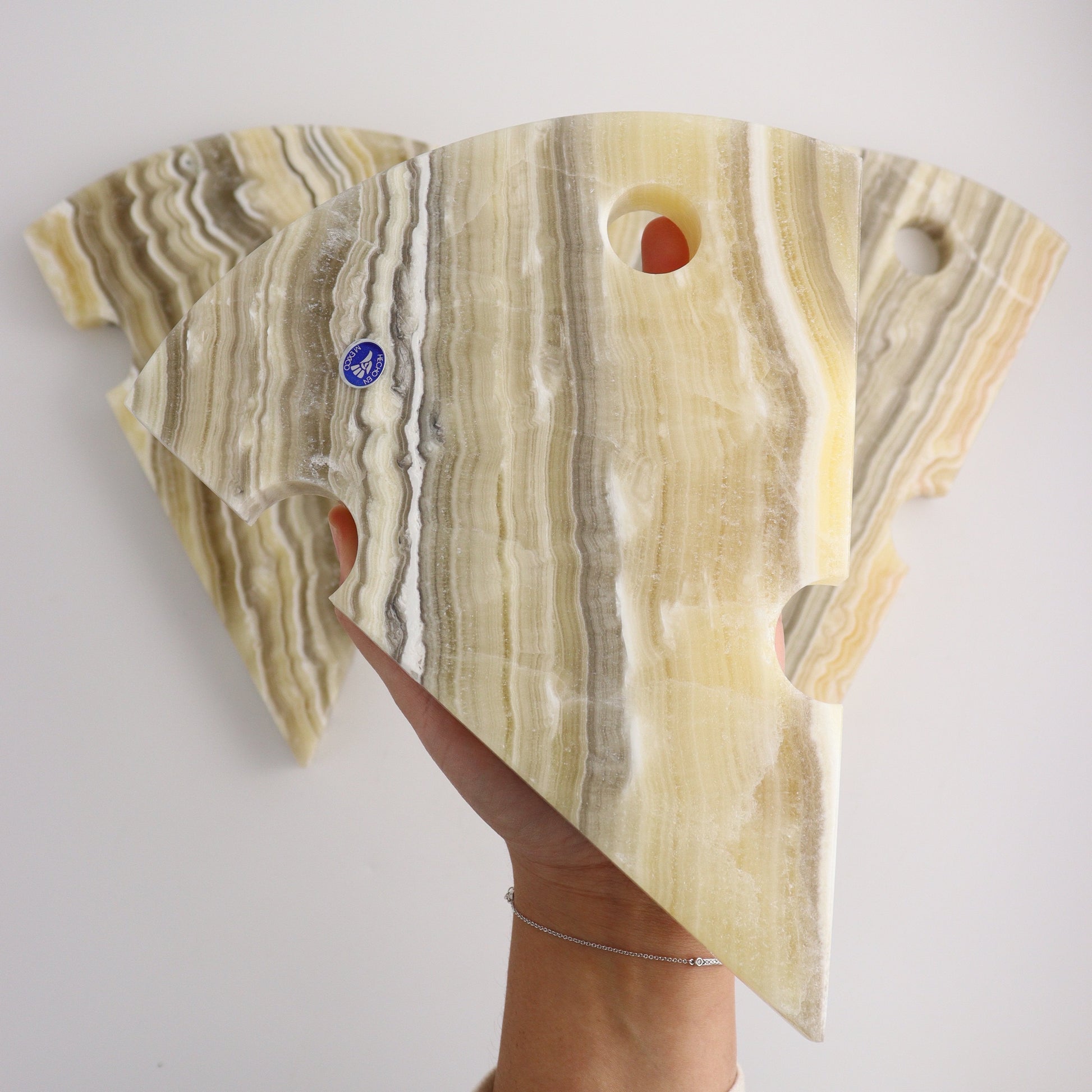 ONE Zebra Onyx Cheese Board - Expert Wholesale and Supplier of Wholesale Crystals & Bulk Gemstones, ["Mexico","Mixed Carvings","Onyx"]