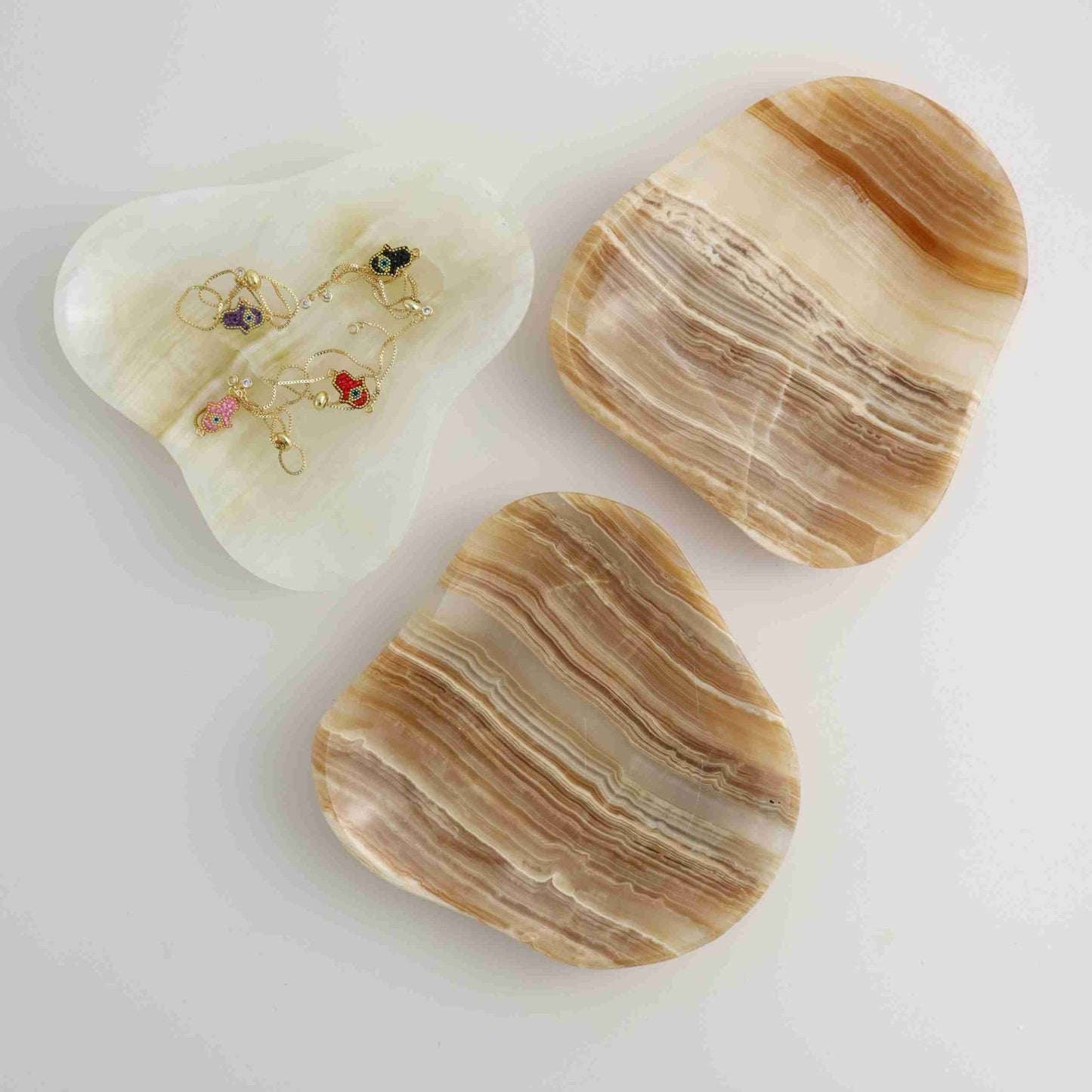 ONE Onyx Shallow Dish - Expert Wholesale and Supplier of Wholesale Crystals & Bulk Gemstones, ["Bowls","Mexico","Onyx"]